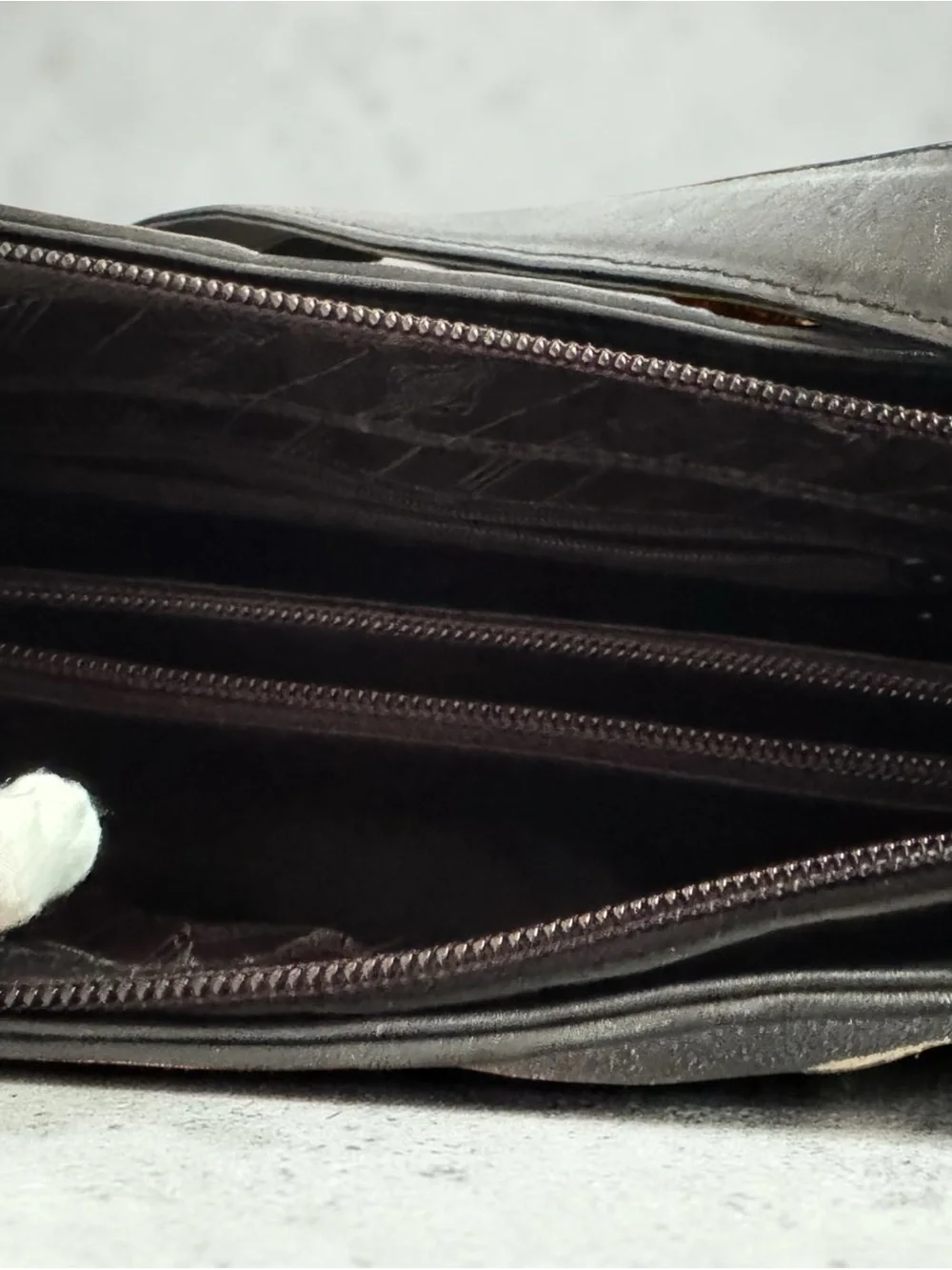 NWOT Stingray Black Bag-Adjustable Strap - Picture 6 of 8